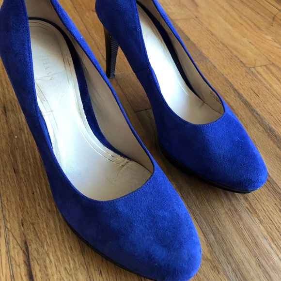 Cole Haan Blue Suede 3 inch pumps - Picture 2 of 4